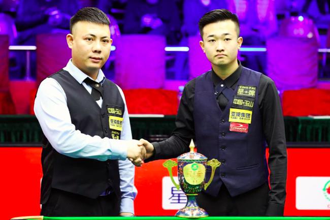 年羽毛球世 年羽毛球世