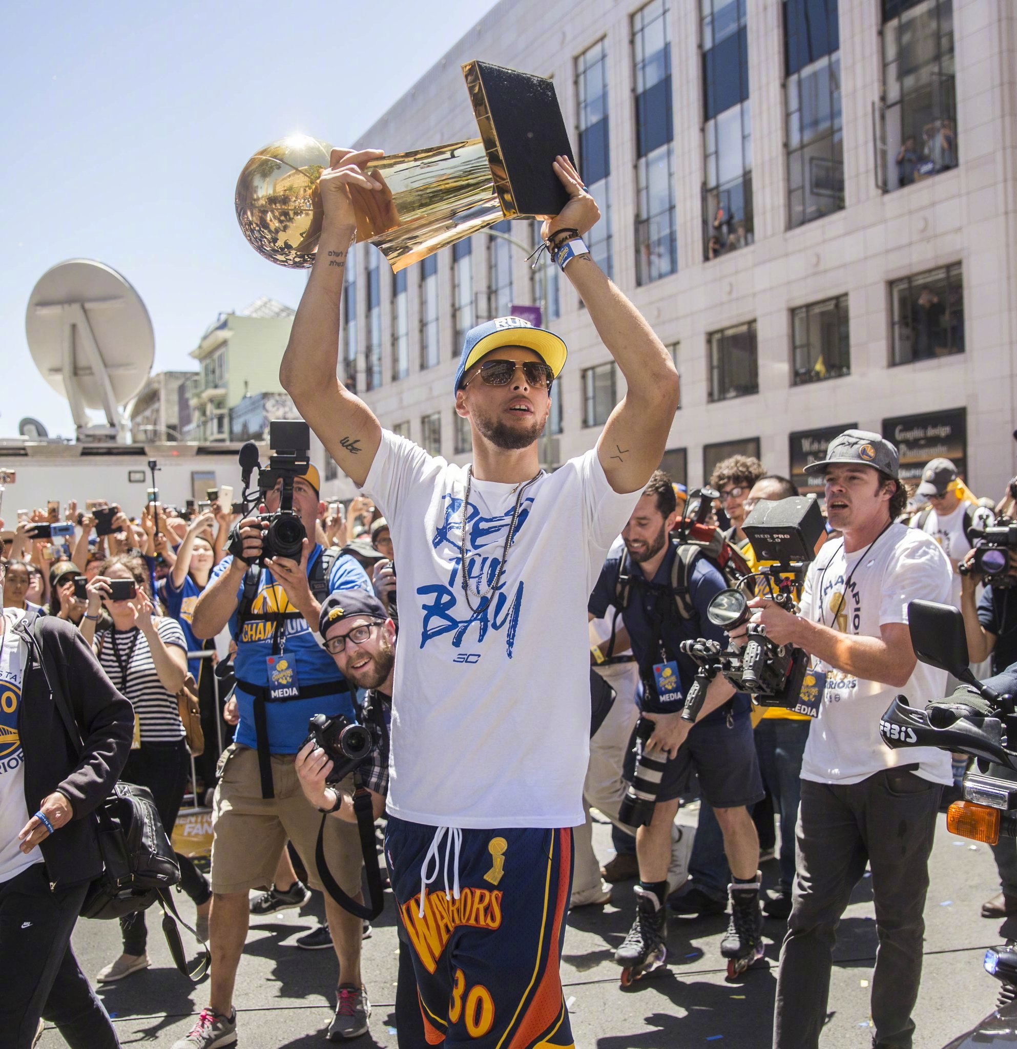 边曾有一排 边曾有一排