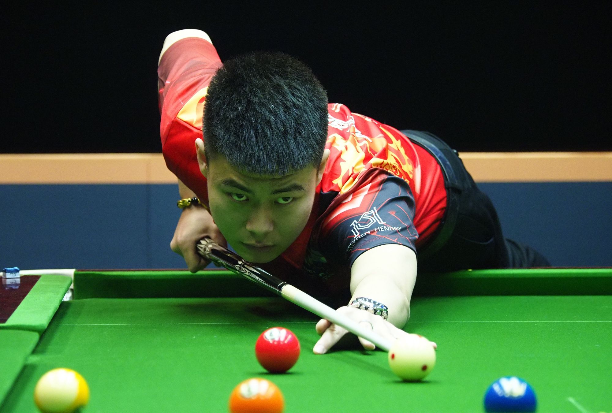 既轻且稳 既轻且稳